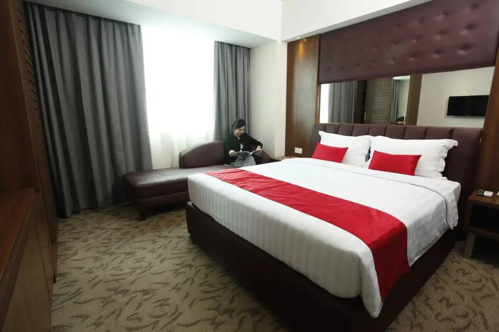 Макассар: Demelia Hotel