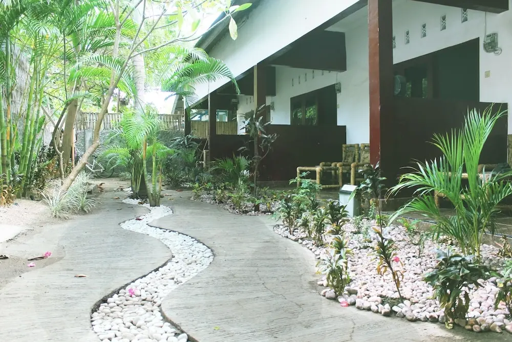 Гили Траванган: Lisa Gili Bungalow