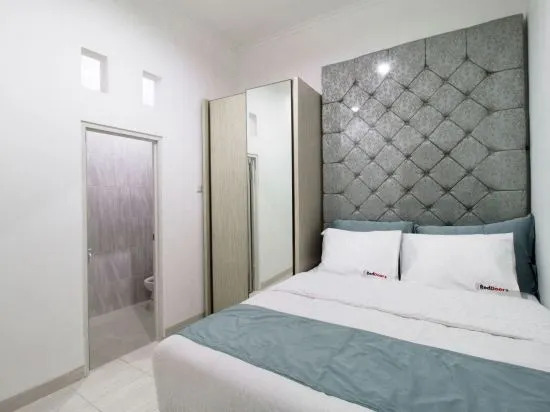 Джакарта: RedDoorz Mampang 7