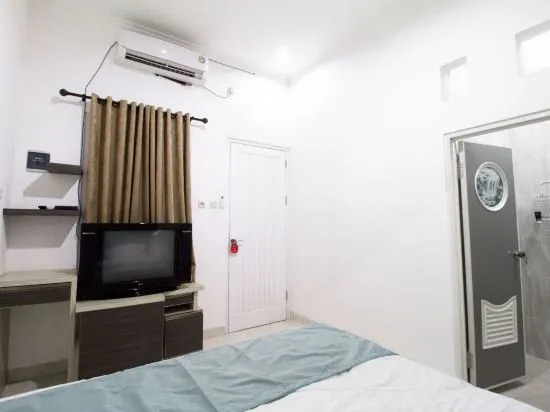 Джакарта: RedDoorz Mampang 7