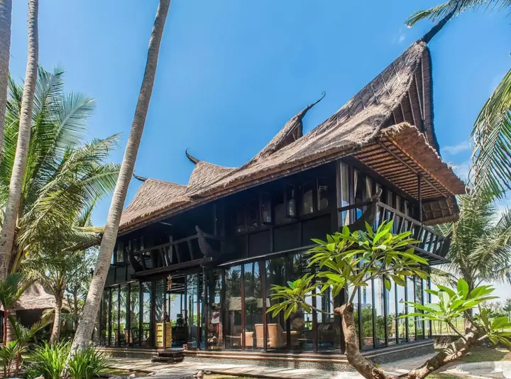 Табанан: Most Exotic Beachfront Villa Keong