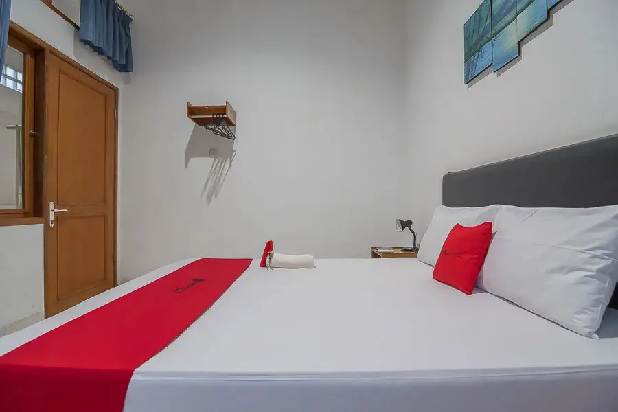 Бандунг: Reddoorz Near Setrasari Mall
