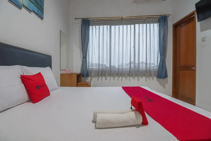 Бандунг: Reddoorz Near Setrasari Mall