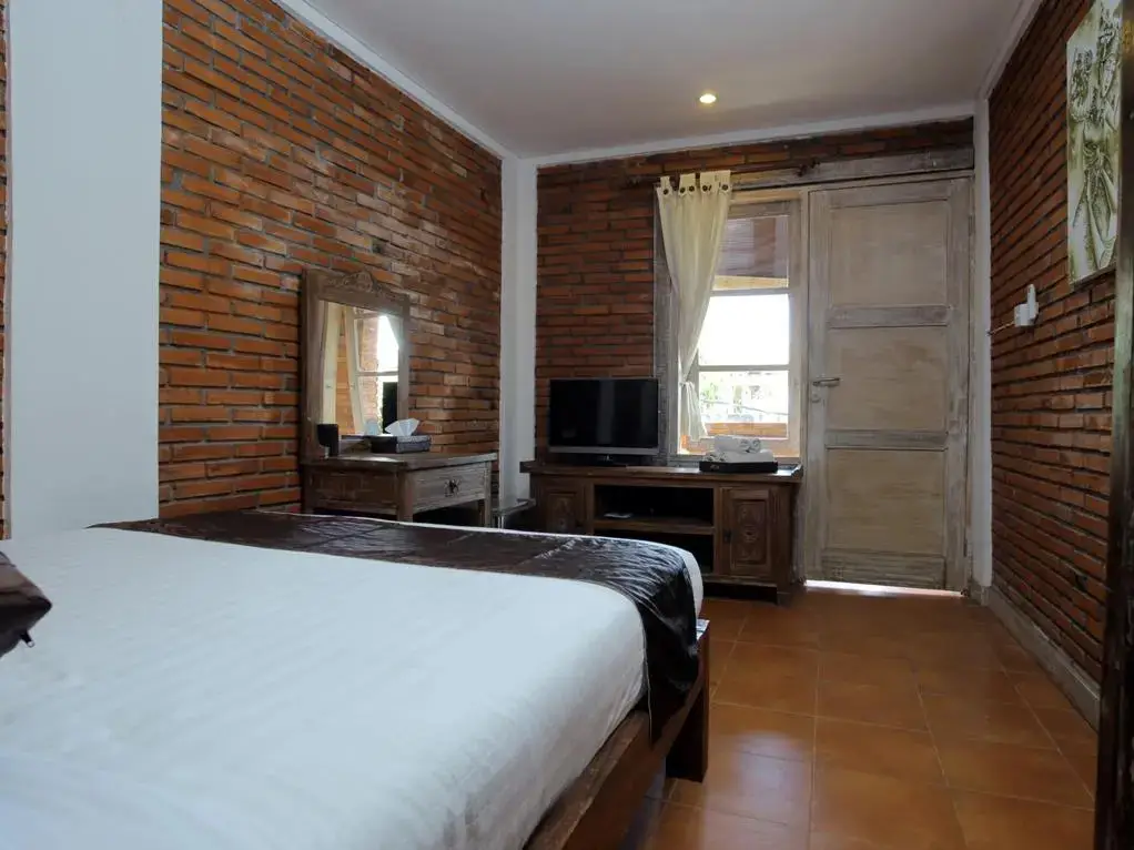 Керобокан: RedDoorz near Raya Semer