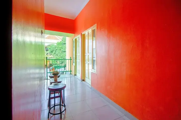 Депок: RedDoorz near Amikom Yogyakarta 3