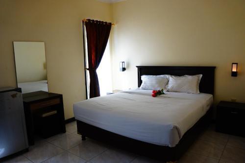 Джембер: Seven Dream Syariah Hotel