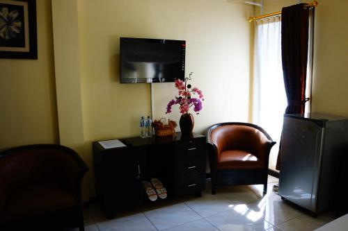 Джембер: Seven Dream Syariah Hotel