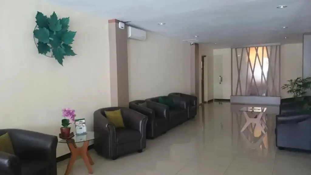 Сурабая: D'Inn Rungkut Juanda - Surabaya