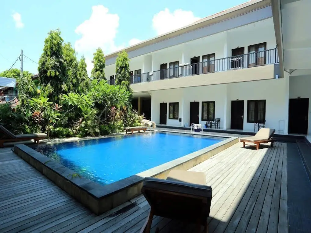 RedDoorz @ Raya Seminyak — фото 1