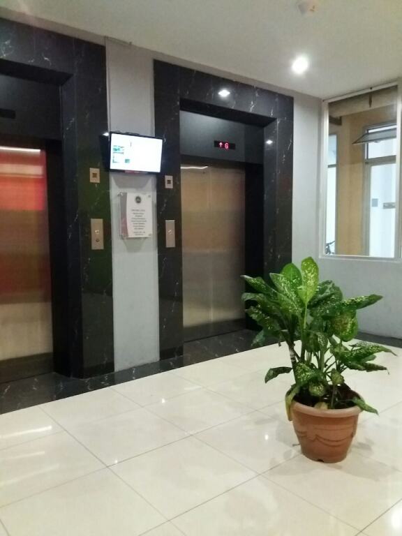 Бандунг: The Suites Metro Apartment by Ananda
