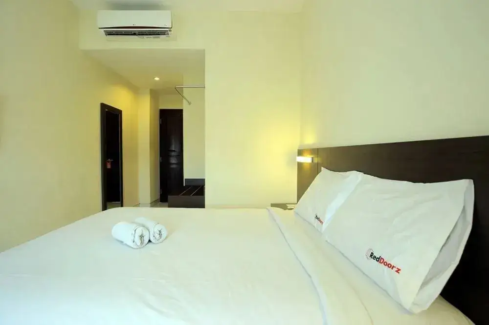 Кута: RedDoorz @ Nakula Dewi Sri