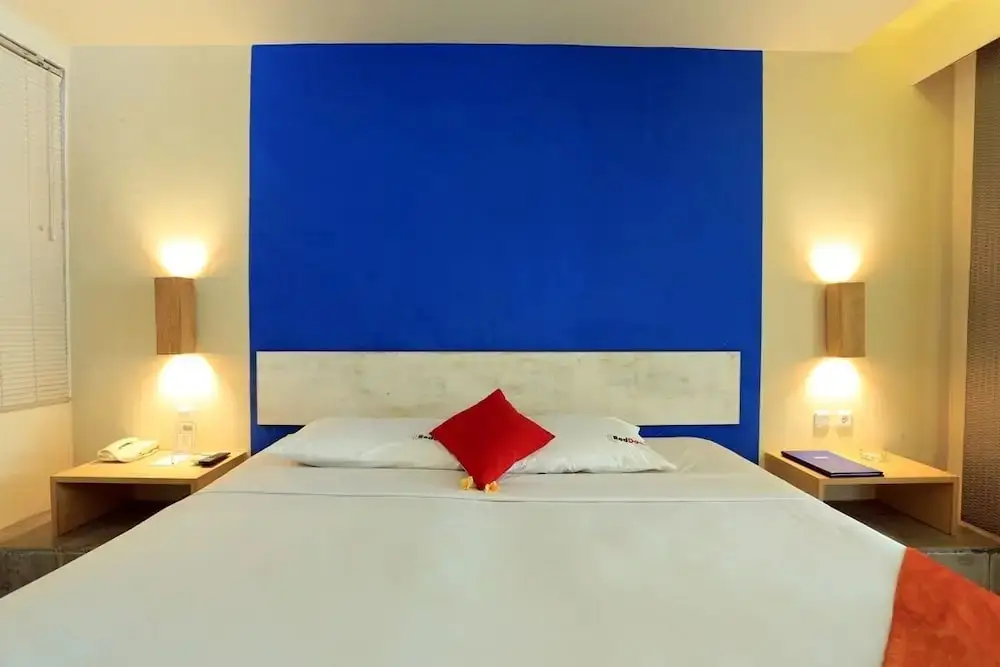 Кута: RedDoorz Plus near Kuta Square