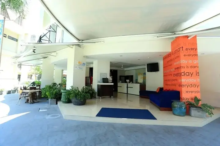 Кута: RedDoorz @ Istana Kuta Galeria