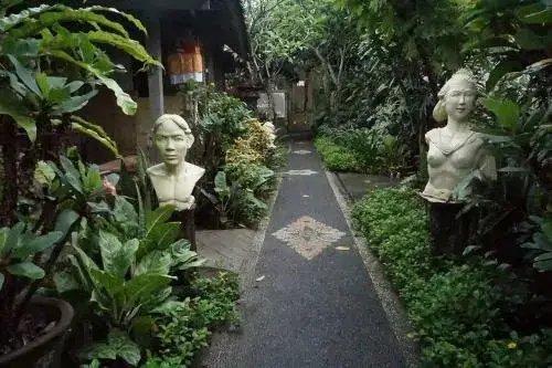 Убуд: Kenari House