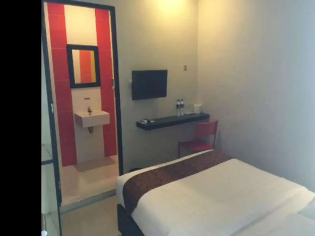 Амбон: RedDoorz @ Budget Hotel Ambon
