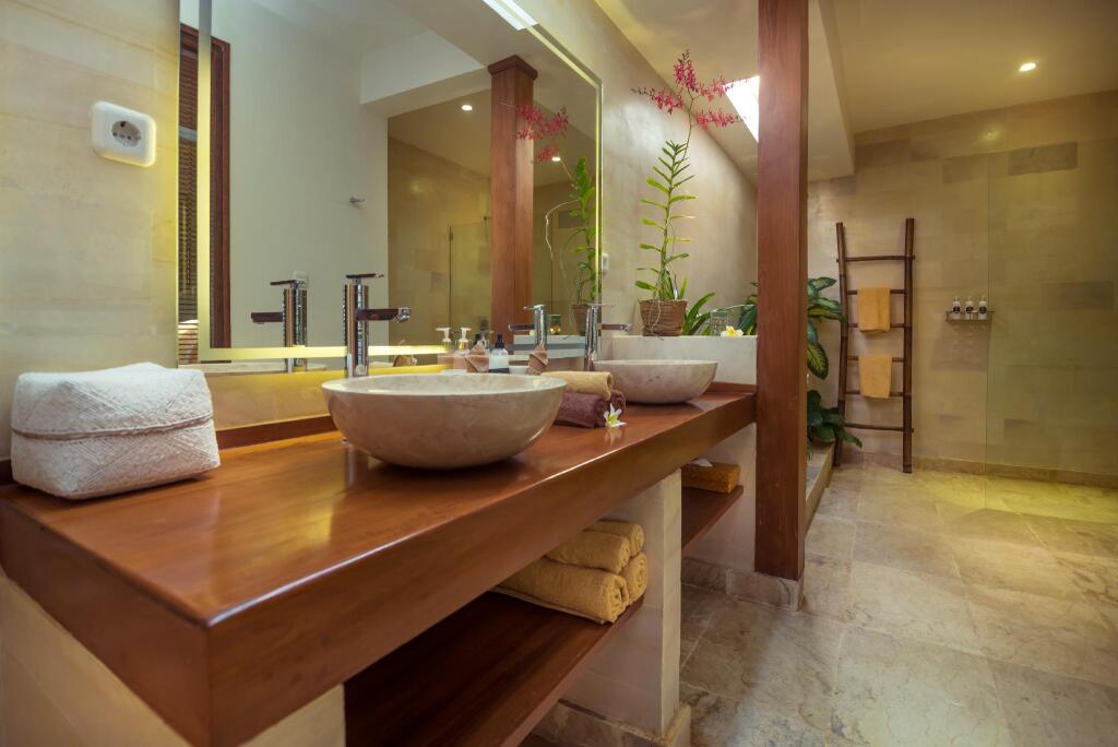 Санур: Karmagali Boutique Suites (Adults Only) & Private villas (families)