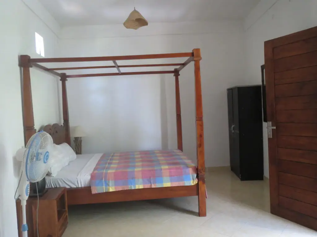 Amed Sari Beach Guesthouse — фото 1