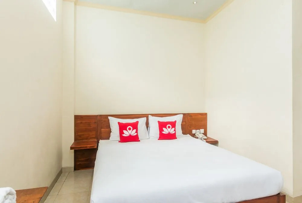Денпасар: ZenRooms Denpasar ByPass Suwung