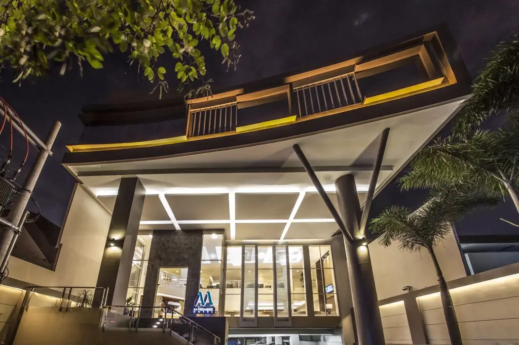 M Premiere Hotel — фото 1