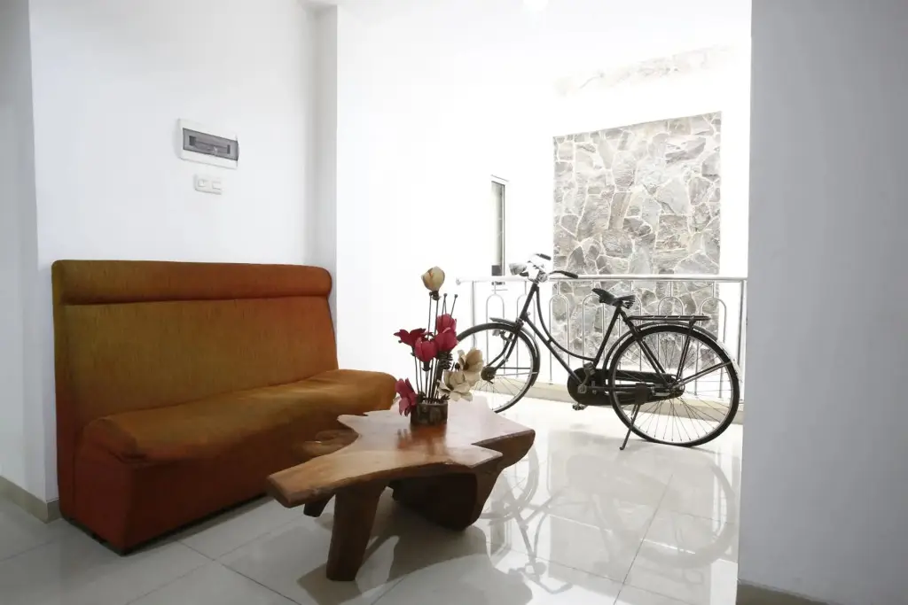 Джакарта: RedDoorz near Cilandak Town Square