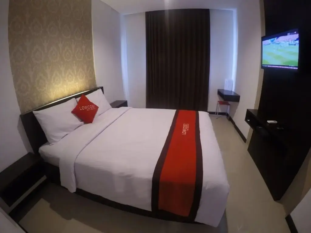Джимбаран: Lowcost Bed & Breakfast