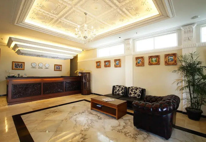 Депок: D Salvatore Art and Boutique Hotel