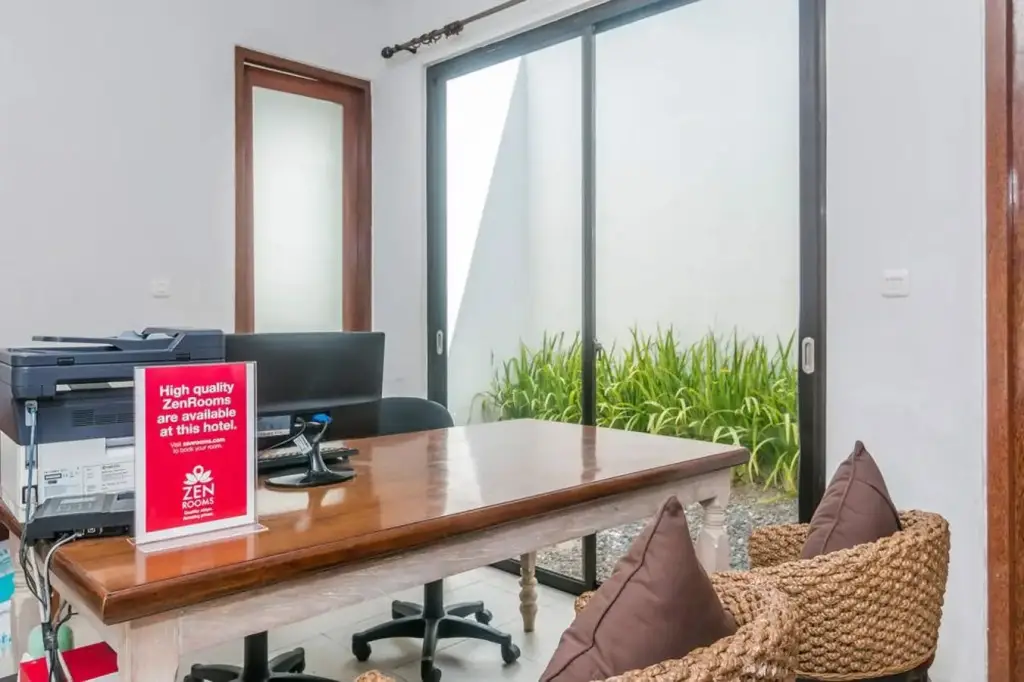 Унгасан: ZEN Rooms Uluwatu GWK