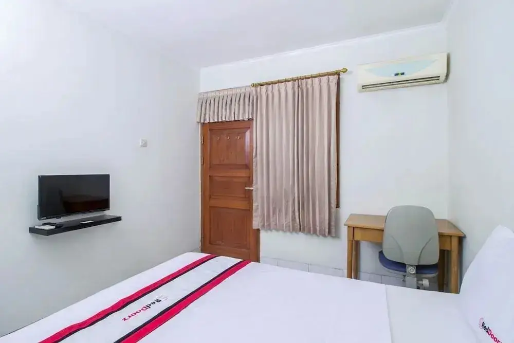 Джакарта: RedDoorz Near WTC Sudirman
