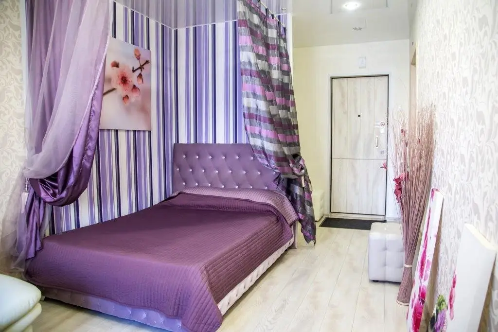 Красноярск: Апартаменты на улице Батурина 20