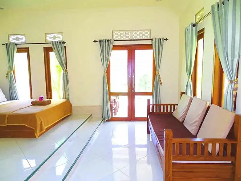 Гили-Мено: Two Brothers Bungalows