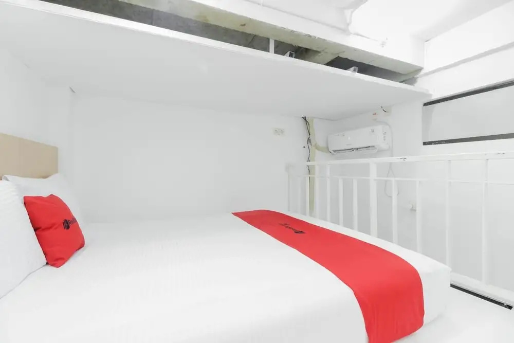 Джакарта: RedDoorz near Hayam Wuruk