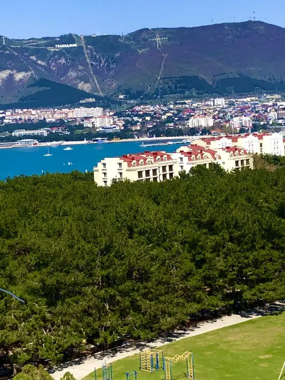 Апартаменты на берегу открытого моря ( Район Толстый мыс ) — фото 1