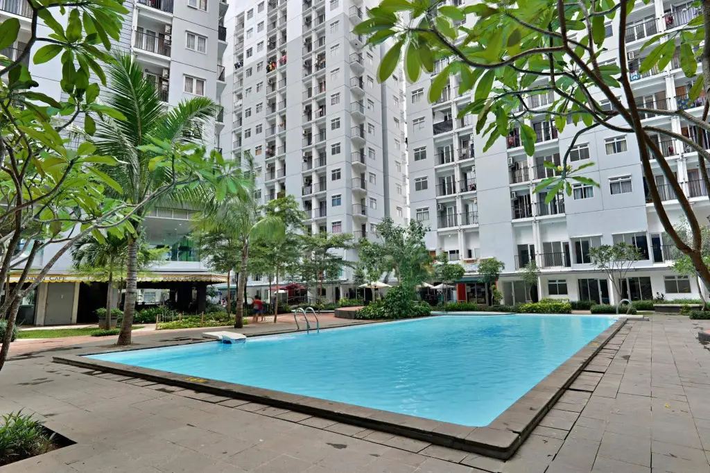 Куруг: ZEN Rooms Tangerang Binong