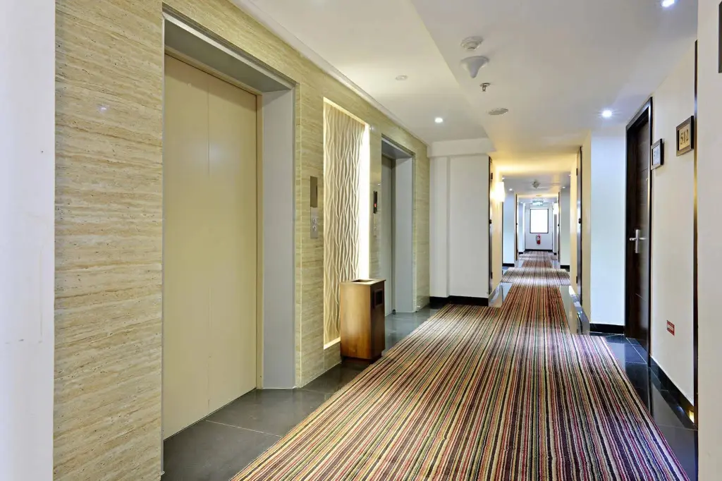 Куруг: ZEN Rooms Tangerang Binong