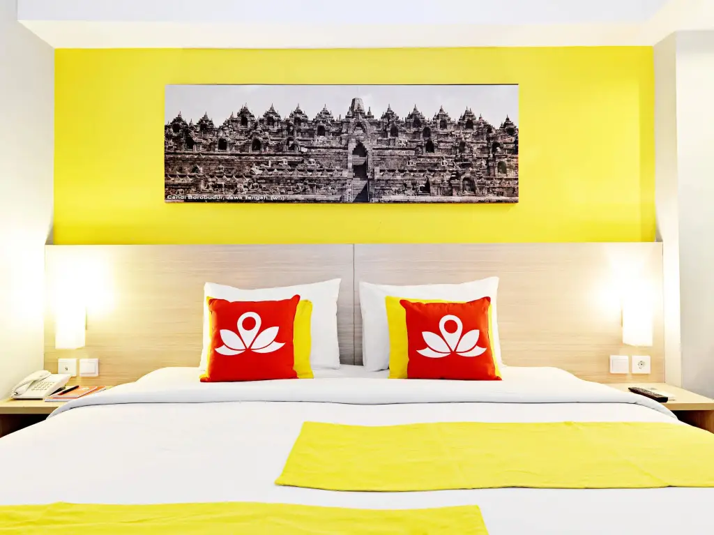 Куруг: ZEN Rooms Tangerang Binong