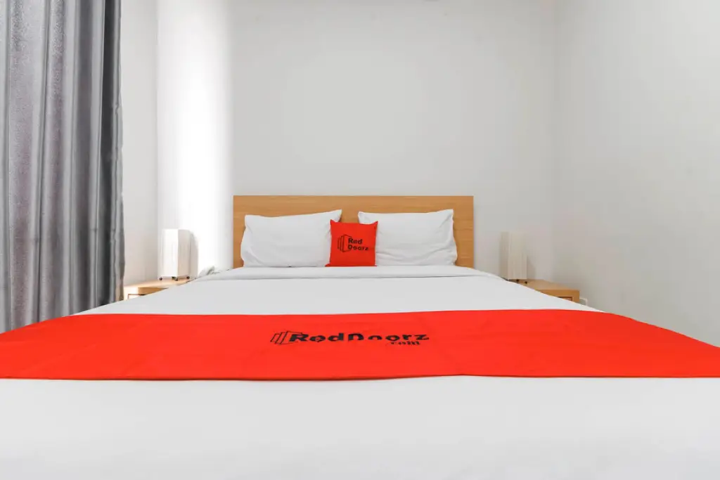Джакарта: RedDoorz Plus @ Kelapa Dua Kebon Jeruk