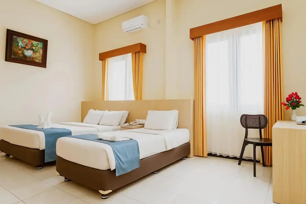 Бату: Ciptaningati Hotel