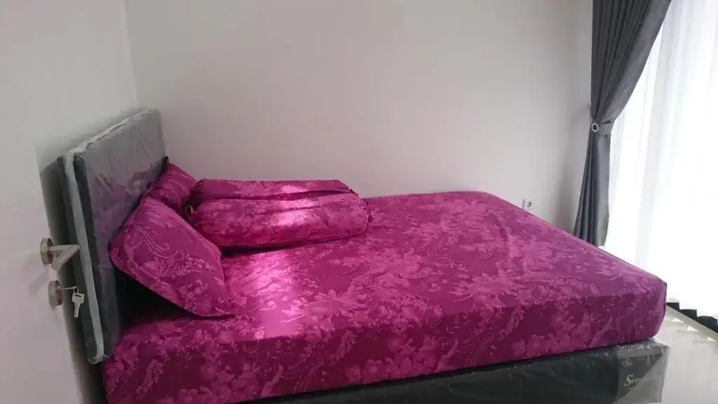 Бату: Villa Frengky