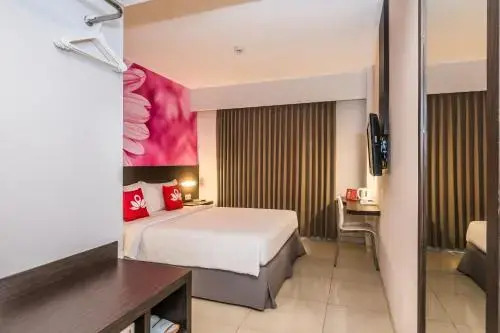 ZenRooms Kuta ByPass Ngurah Rai — фото 1