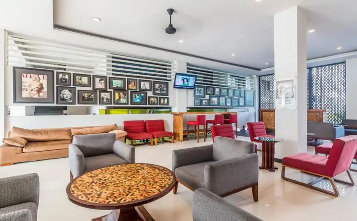 Кута: ZenRooms Kuta Beach Poppies Lane