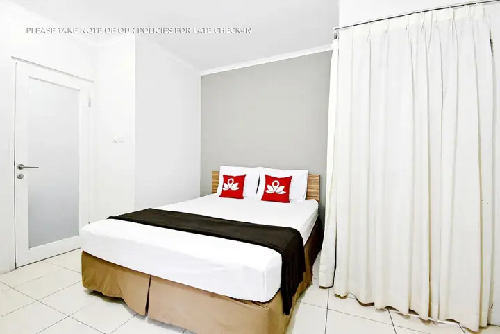 Джакарта: ZEN Rooms Mampang Prapatan Syariah