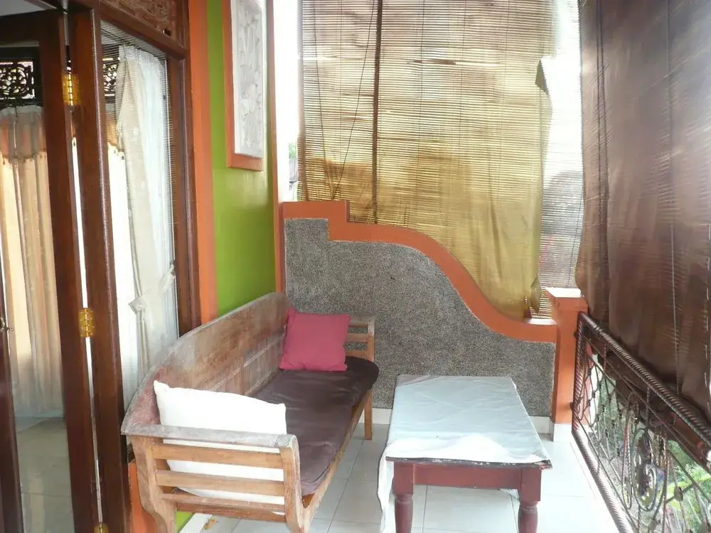 Бунутан: Cest Bon Homestay 1
