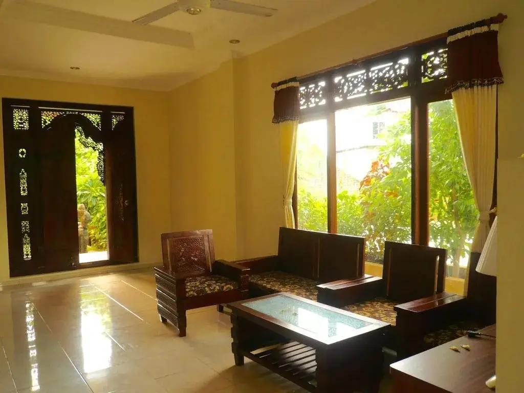 Бунутан: Cest Bon Homestay 2