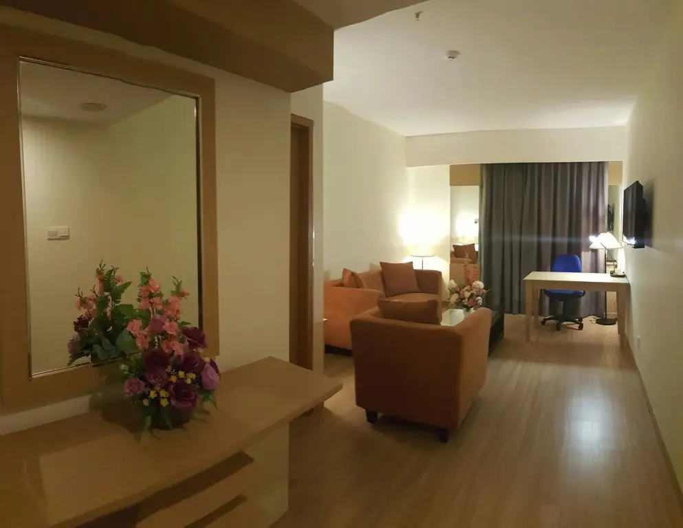 Батам: OYO 666 D' Grande Hotel Batam