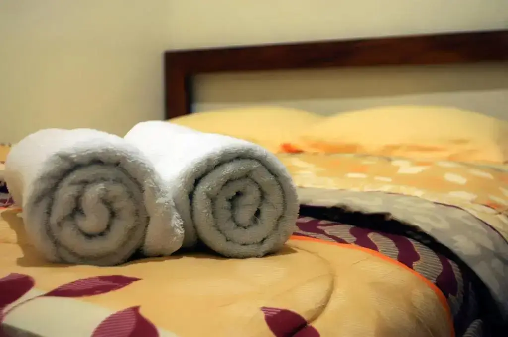 Jerowaru: Rumah Daun Homestay Tetebatu