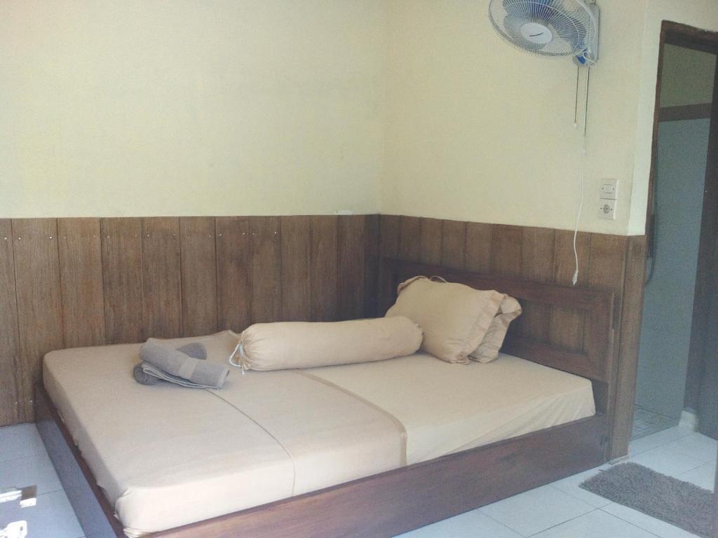 Jerowaru: Rumah Daun Homestay Tetebatu