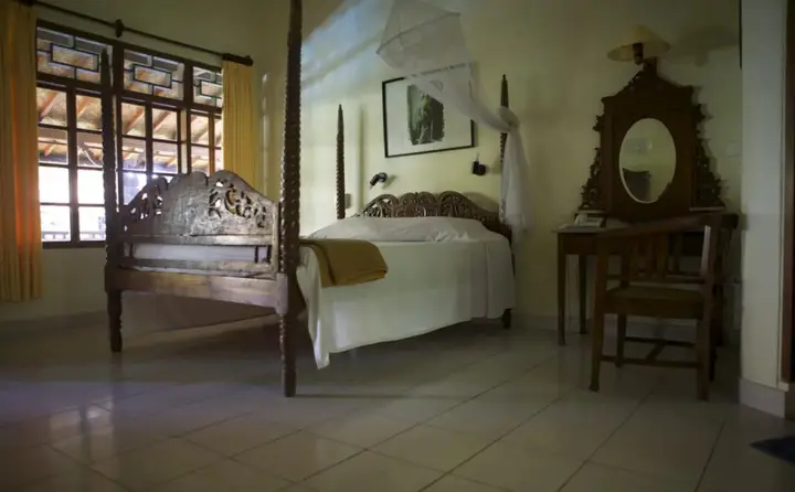 Кута: Un's Hotel