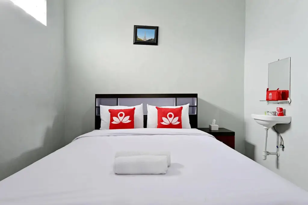 Батуретно: ZEN Rooms Godean
