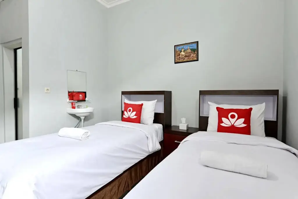 Батуретно: ZEN Rooms Godean