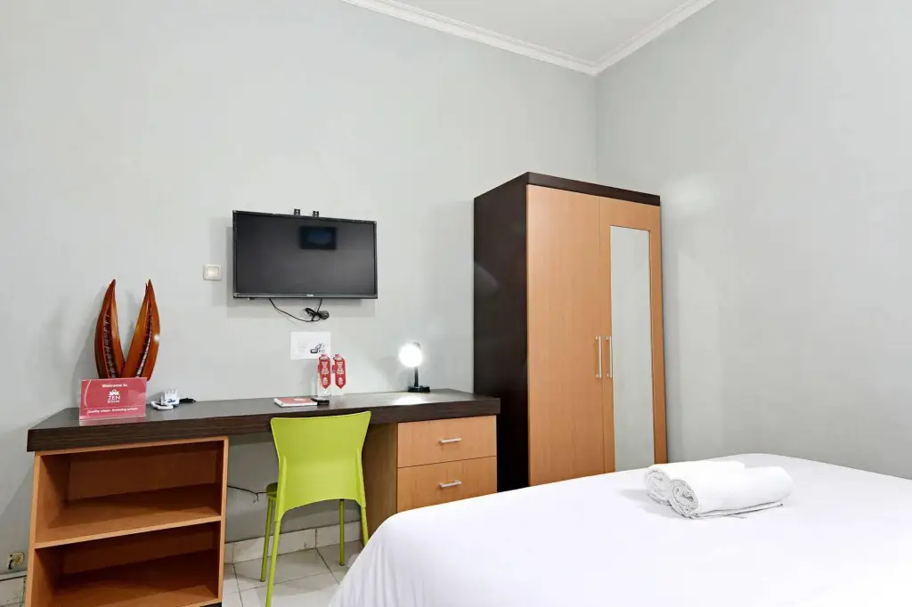 Батуретно: ZEN Rooms Godean
